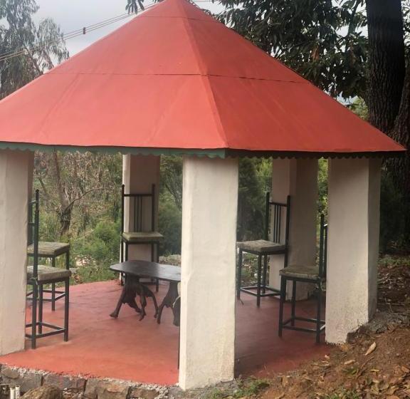 Hotel Penrhyn Estd 1929