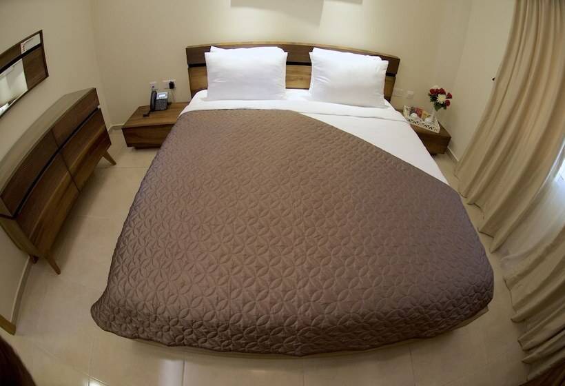 Pearl Hotel & Residence