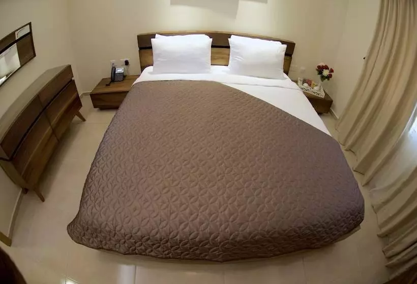 Pearl Hotel & Residence