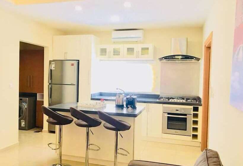 Pearl Hotel & Residence