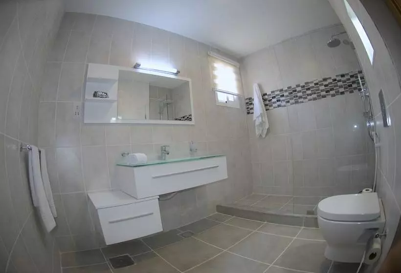 Pearl Hotel & Residence
