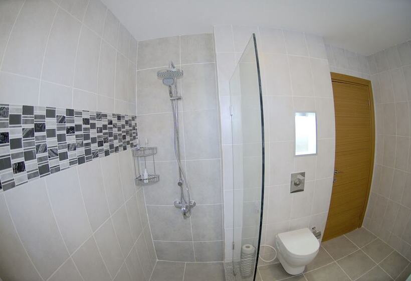 Pearl Hotel & Residence