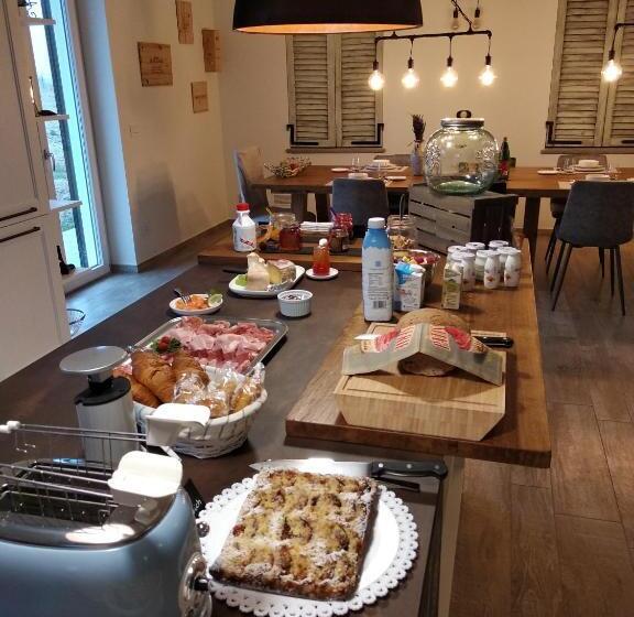 פנסיון Al Tirabusòn Country House