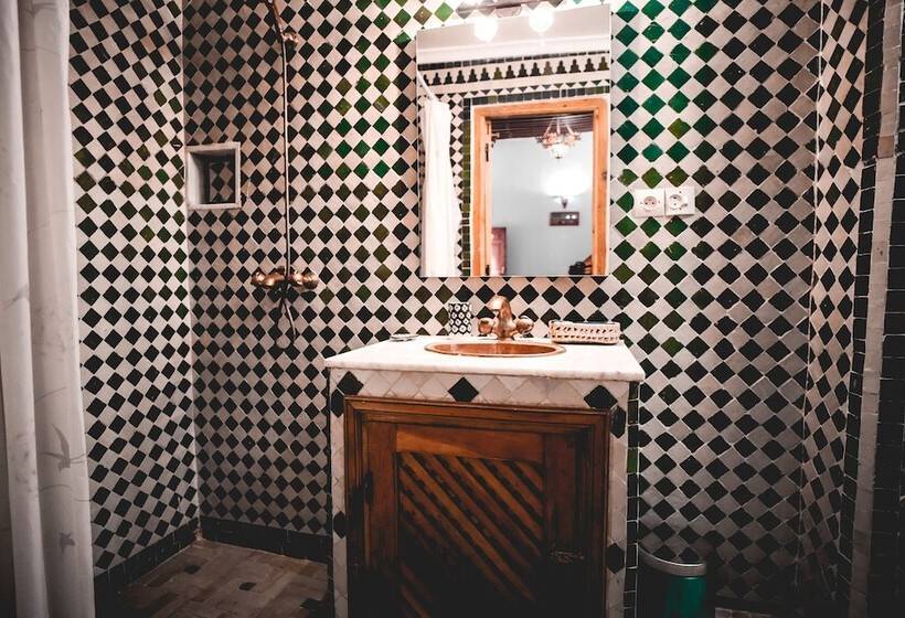 بنسيون Riad Rasia