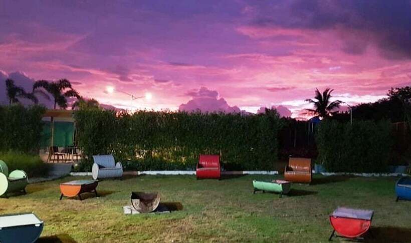 Carina Retreat Resort