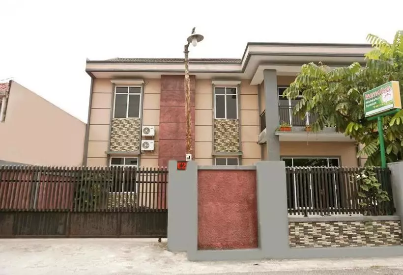 ホテル Oyo 1394 Rumaisa Residence