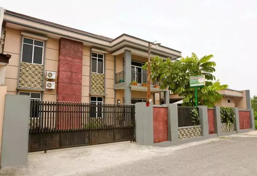 ホテル Oyo 1394 Rumaisa Residence
