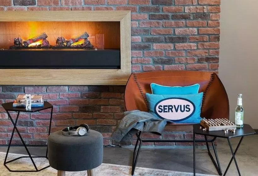 Hotelli Moxy Munich Ostbahnhof