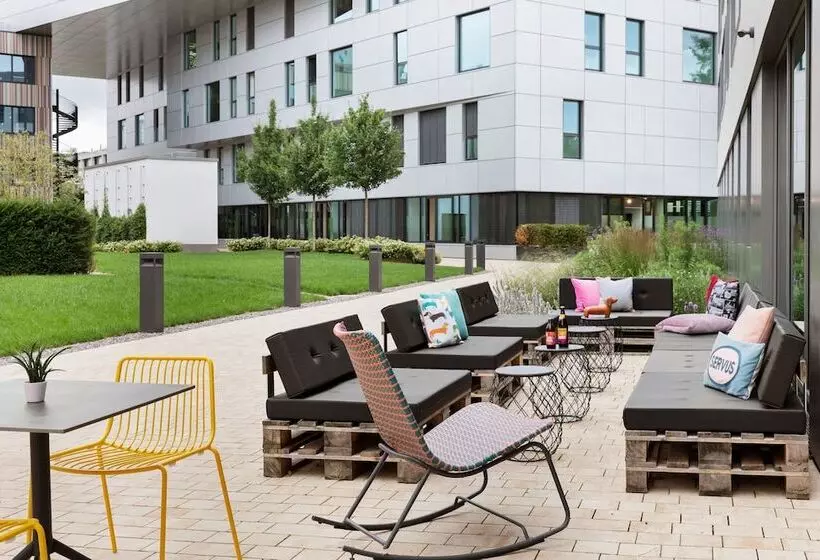 Hotelli Moxy Munich Ostbahnhof