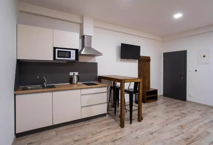 Majatalo Penzión Imperial