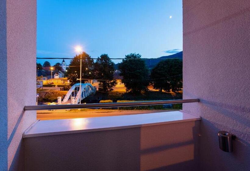 بنسيون Penzión Imperial