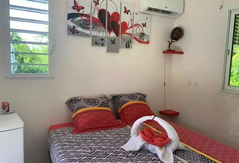 پانسیون ô Ti Jacko