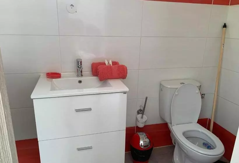 پانسیون ô Ti Jacko