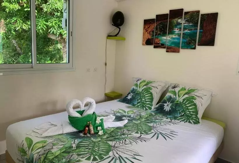 پانسیون ô Ti Jacko