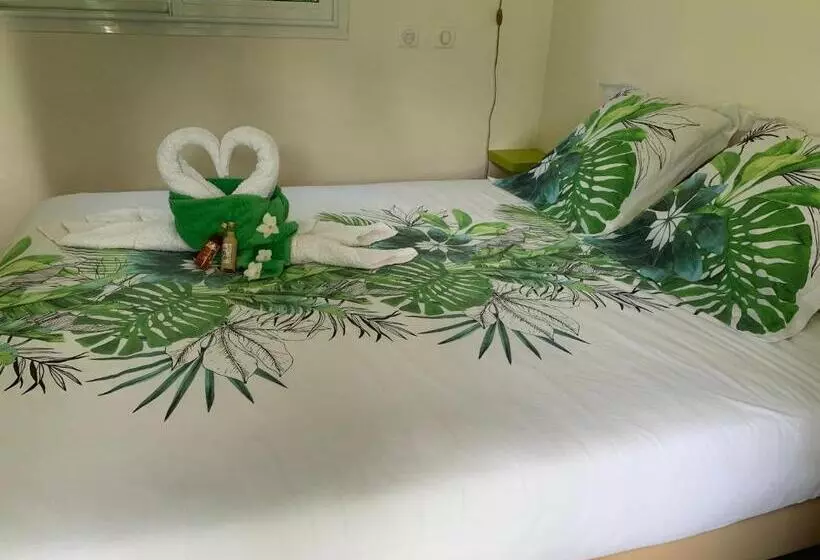 پانسیون ô Ti Jacko