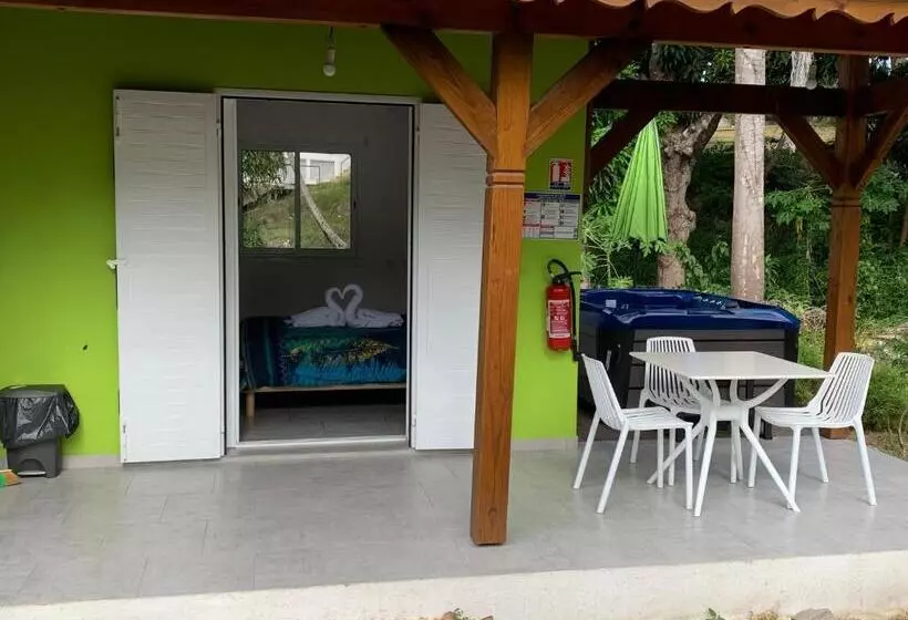 پانسیون ô Ti Jacko