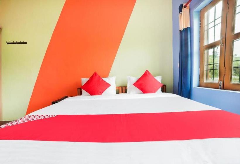 בית מלון כפרי Oyo 46348  Lake Side Classic