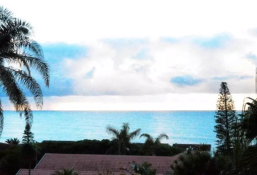 پانسیون Empoza Seaview Guesthouse