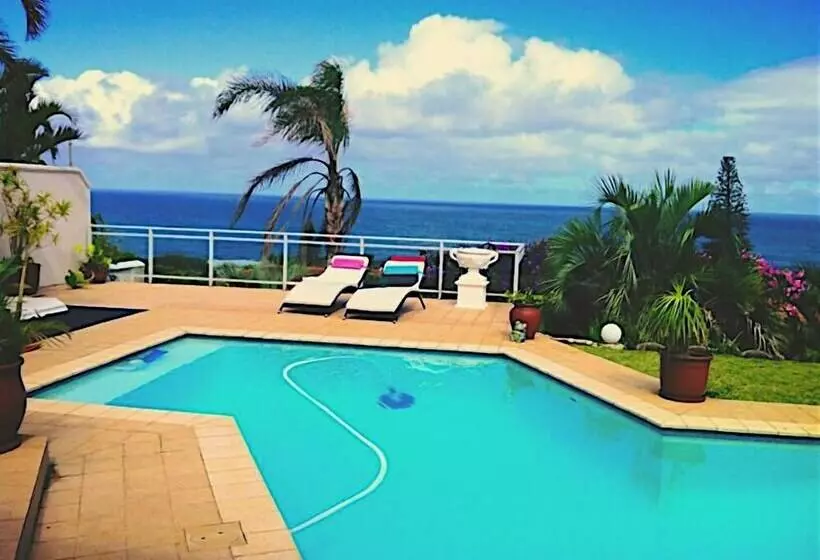 پانسیون Empoza Seaview Guesthouse