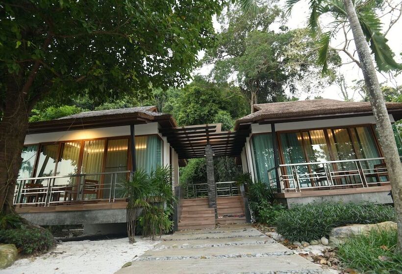 Victoria Cliff Resort Nyaung Oo Phee Island