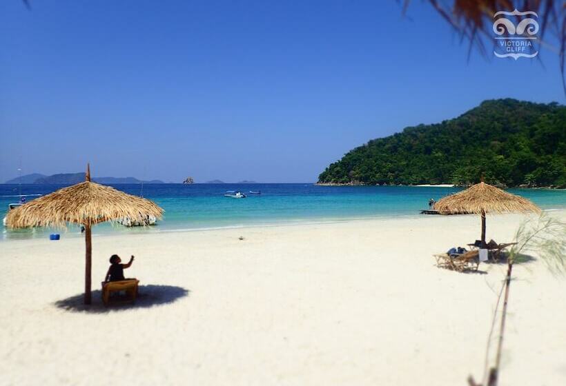 Victoria Cliff Resort Nyaung Oo Phee Island