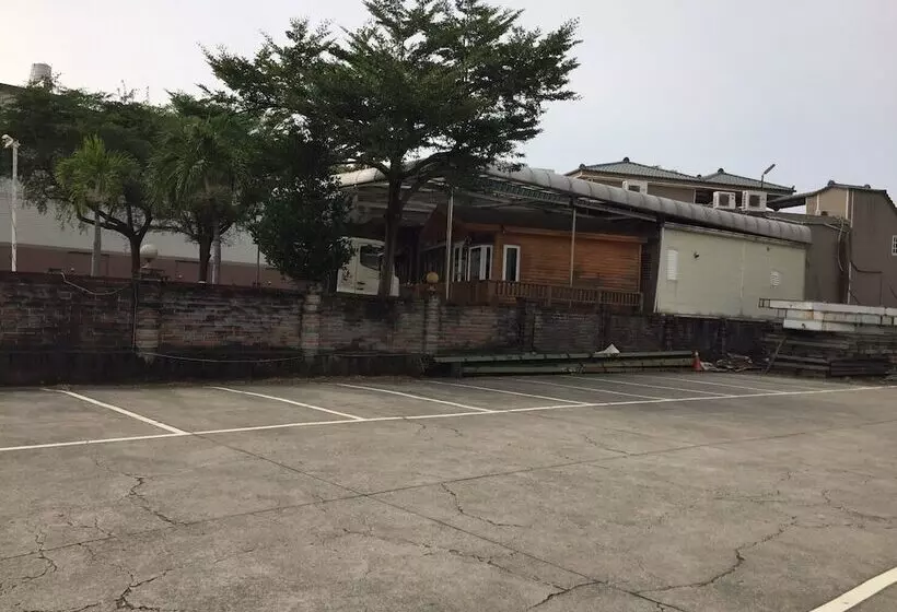 Chateau Motel & Spa