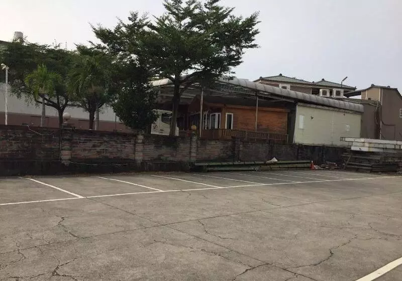 Chateau Motel & Spa