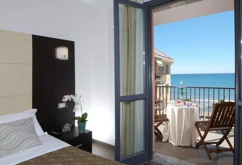 هتل Villa Gioiosa