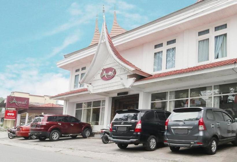 בית מלון כפרי Oyo 1407  Amali Syariah