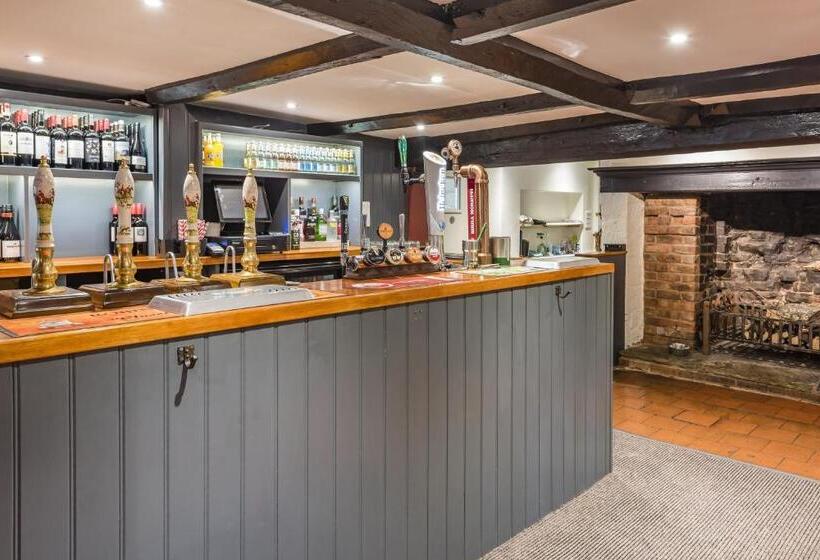 호텔 The Hopton Crown