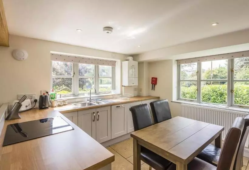 ホテル The Hopton Crown