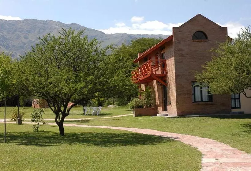 ペンション Campo Las Tinajas