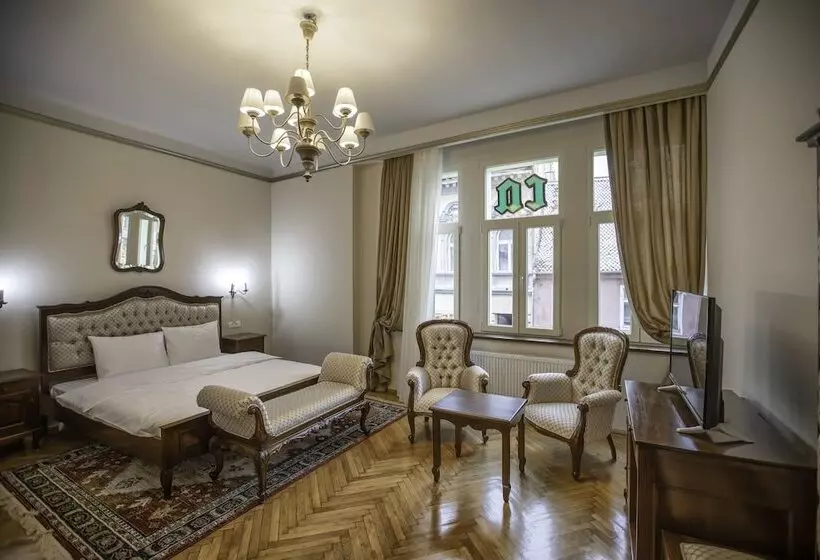 Majatalo Casa Gotica Residence