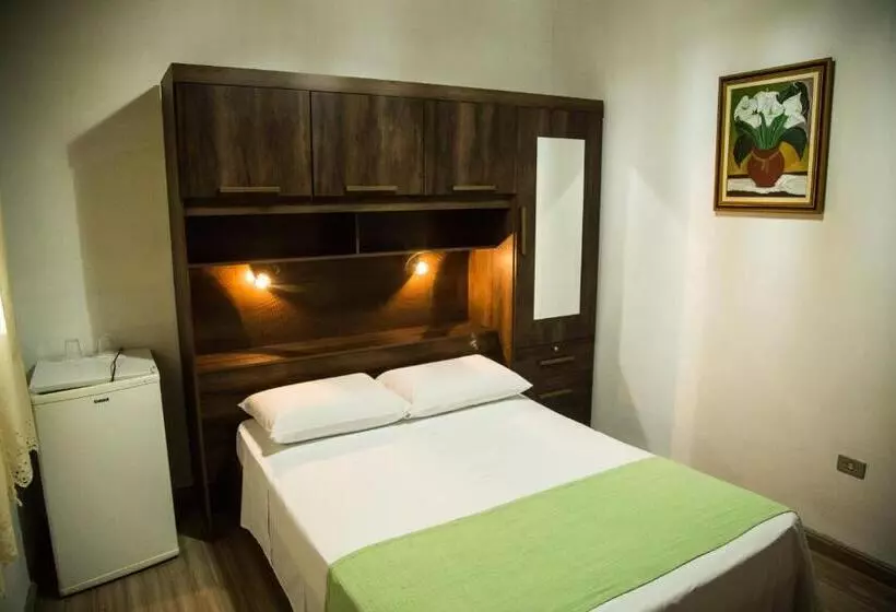 ペンション Pousada Canto Verde