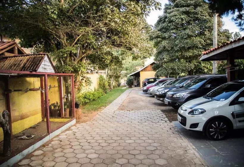 ペンション Pousada Canto Verde