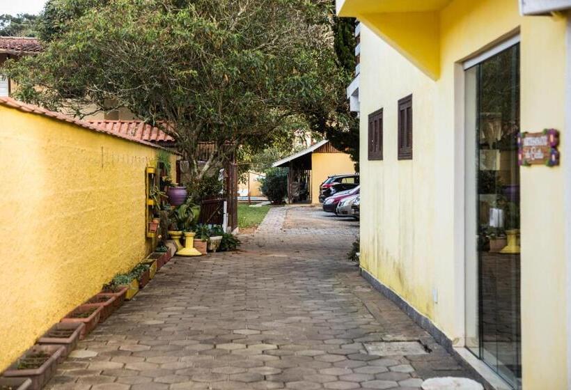 بنسيون Pousada Canto Verde