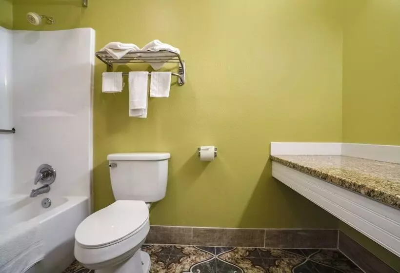 酒店 Aransas Bay Inn & Suites Corpus Christi by OYO