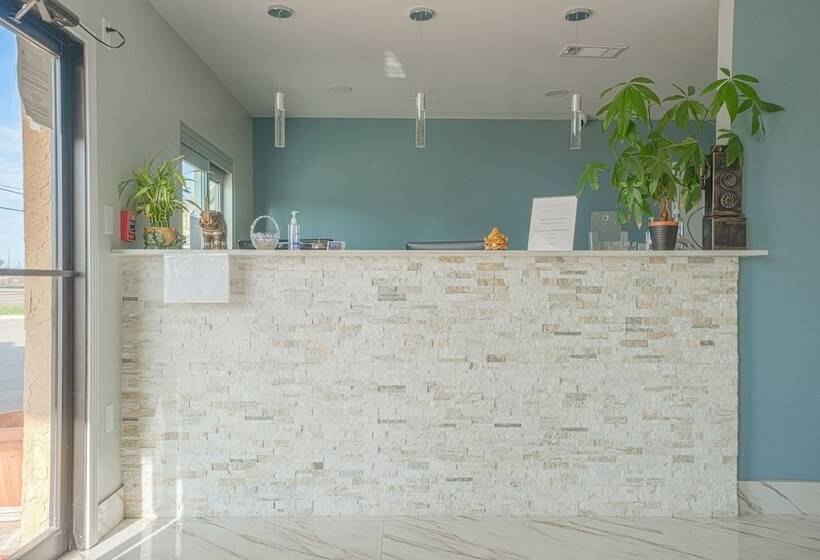 Отель Aransas Bay Inn & Suites Corpus Christi by OYO