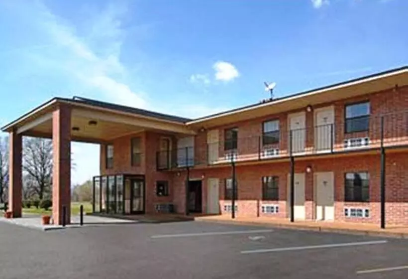 فندق Days Inn By Wyndham Brownsville