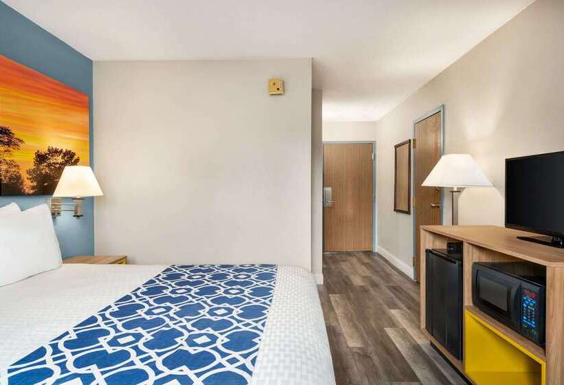 בית מלון כפרי Days Inn By Wyndham Canastota Verona
