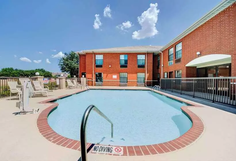 ホテル Days Inn By Wyndham Dallas Plano