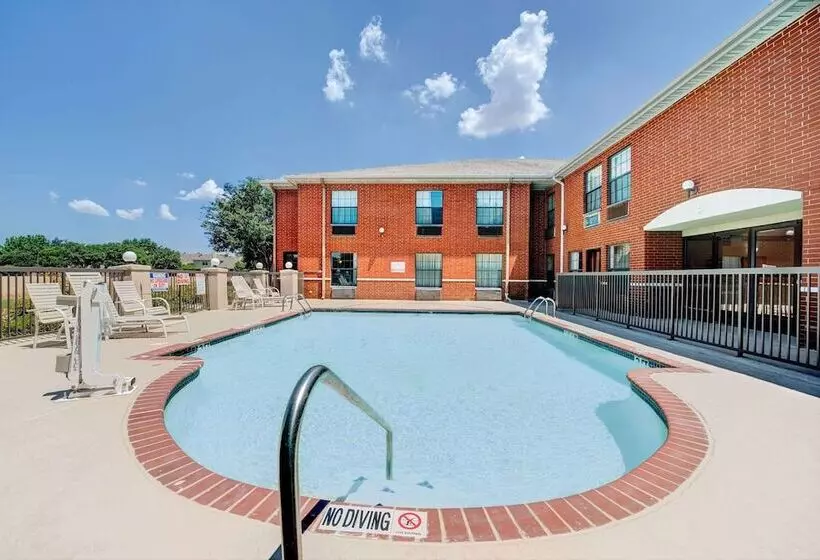 ホテル Days Inn By Wyndham Dallas Plano