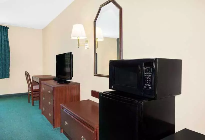 酒店 Days Inn By Wyndham Lincoln