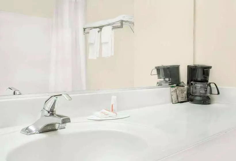 酒店 Days Inn By Wyndham Lincoln