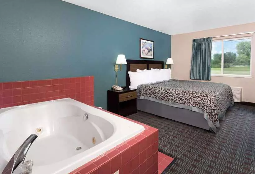 בית מלון כפרי Days Inn By Wyndham Neenah