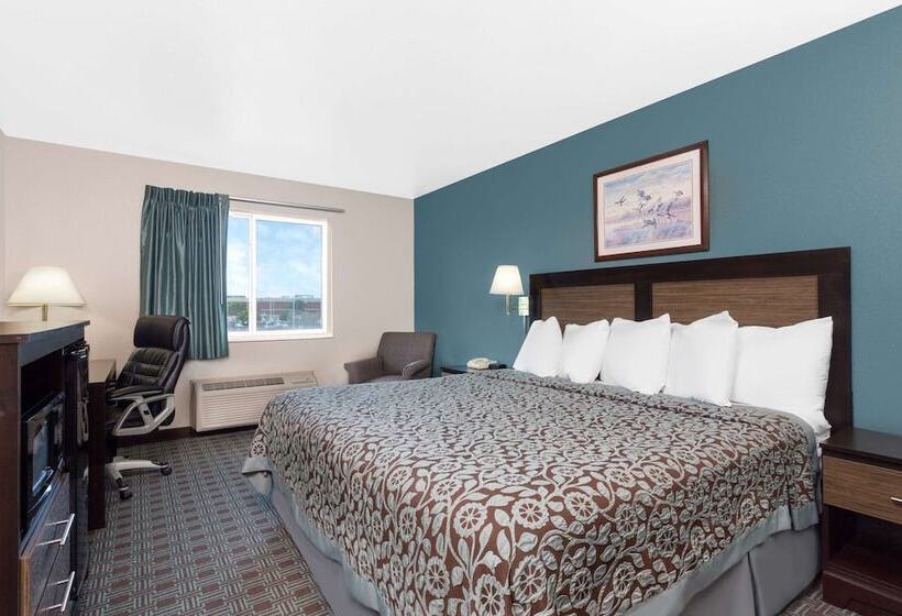 酒店 Days Inn By Wyndham Neenah