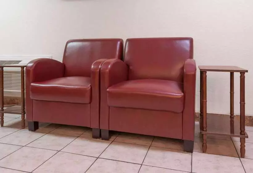 ホテル Days Inn By Wyndham Russell