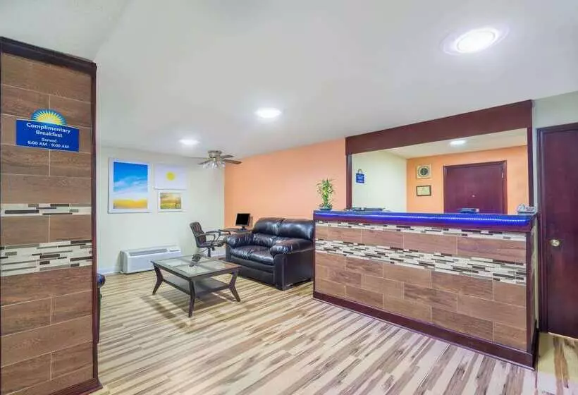 هتل Days Inn By Wyndham Statesville