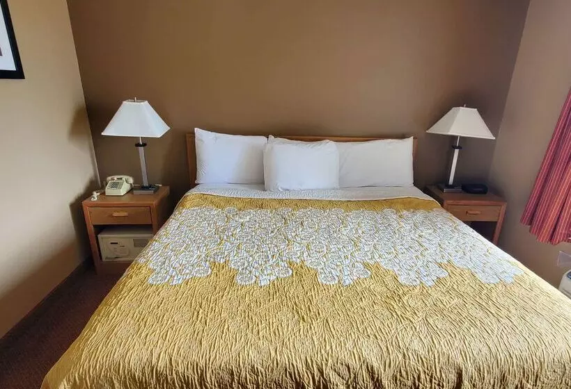 هتل Days Inn By Wyndham Worthington