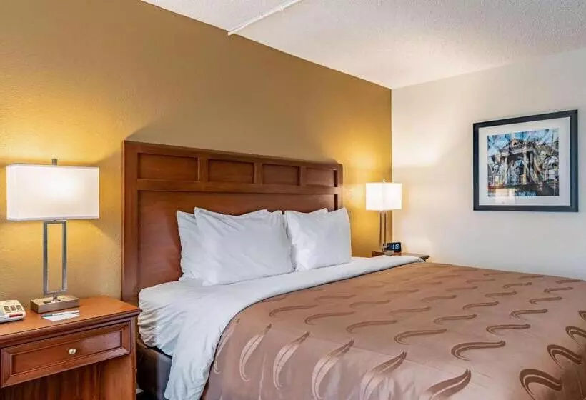 Hotel Quality Inn Bucyrus North